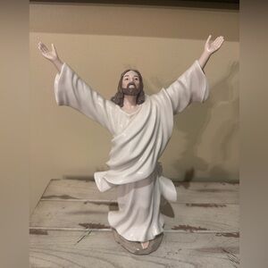 Beautiful Jesus Figurine with Raised Arms